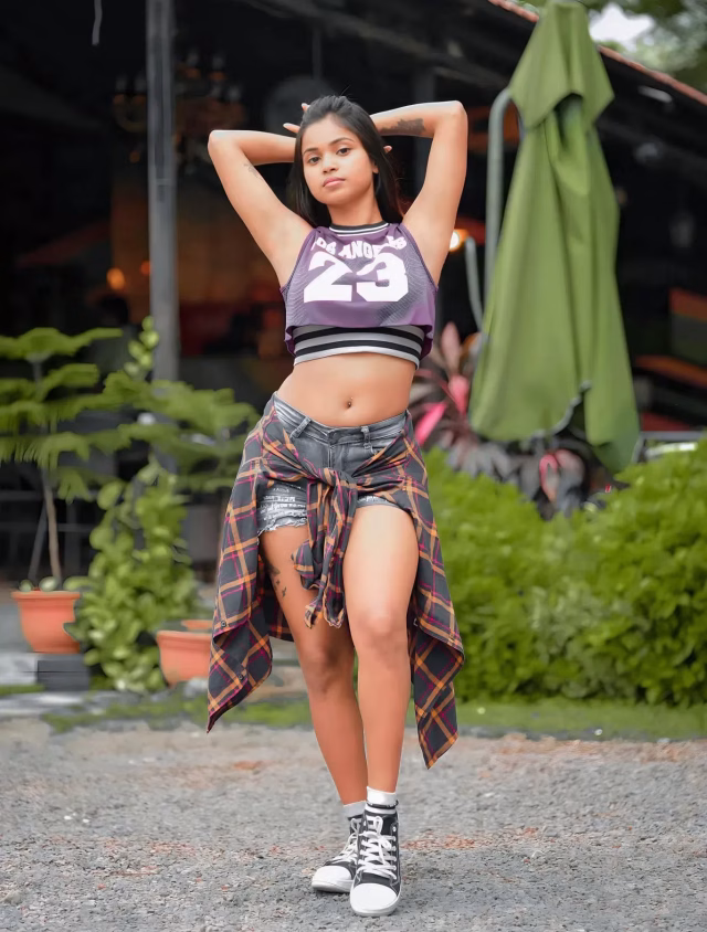 sona-dey_1693813482110
