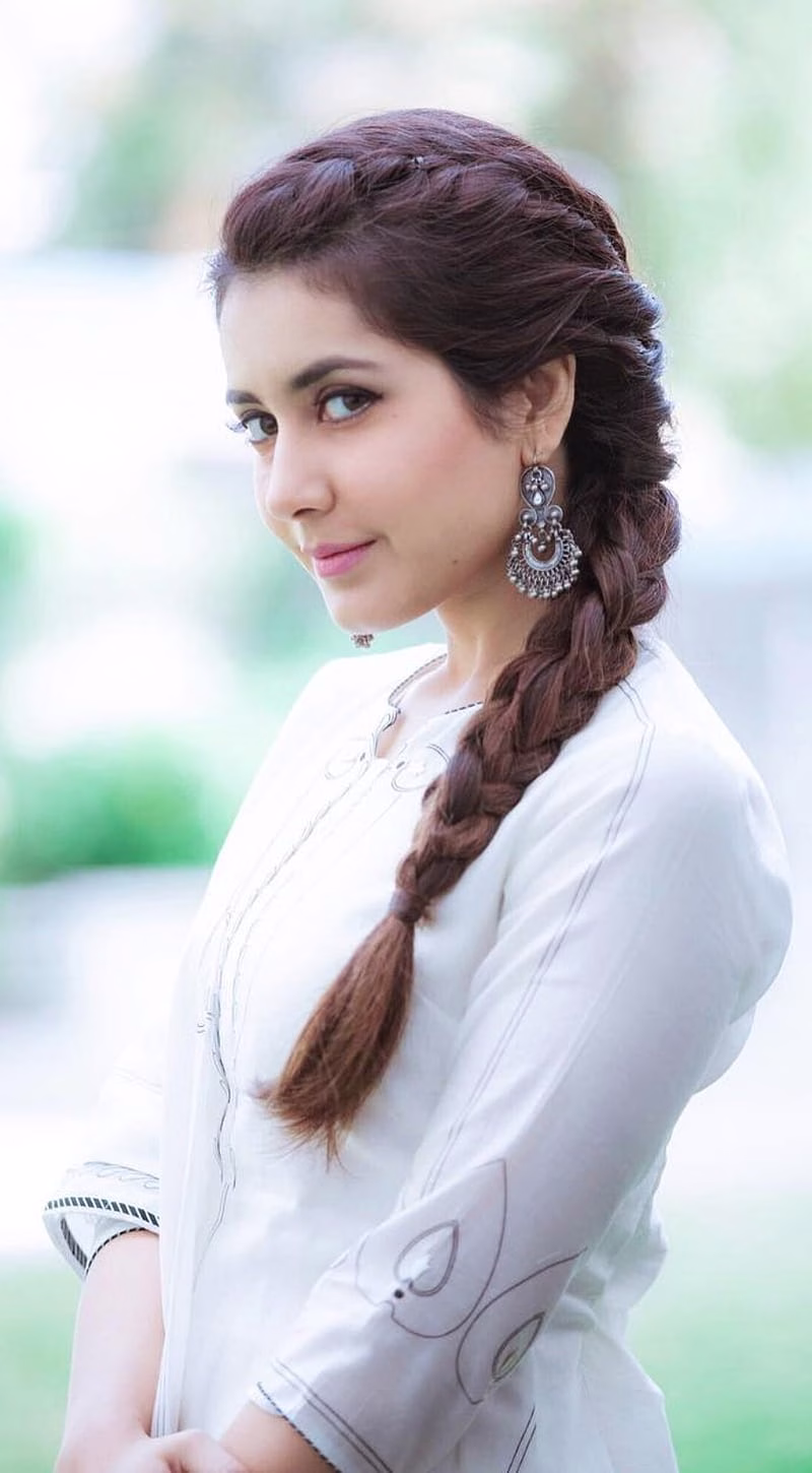 HD-wallpaper-raasi-khanna-telugu-actress-beauty