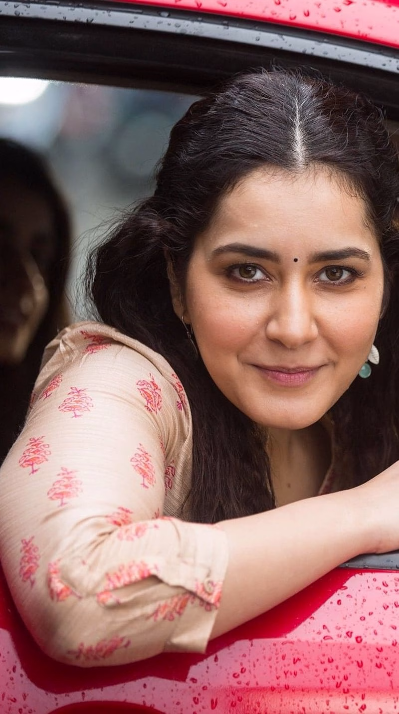 HD-wallpaper-raasi-khanna-telugu-actress-tamil-actress-1