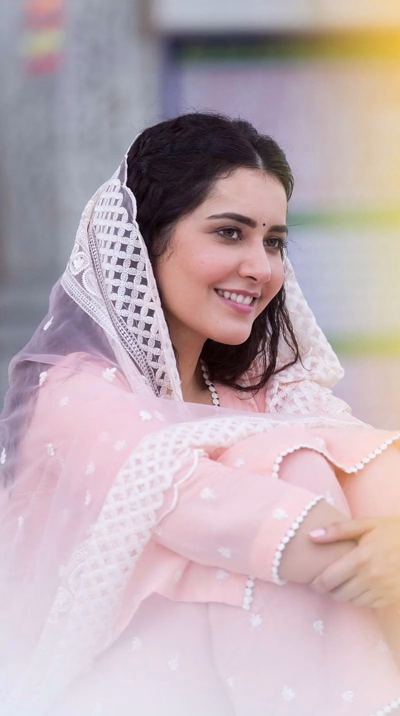 HD-wallpaper-raasi-khanna-telugu-actress-tamil-actress-5