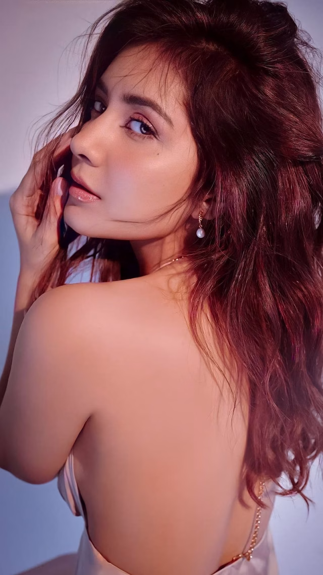 HD-wallpaper-raasi-khanna-telugu-actress-tamil-actress